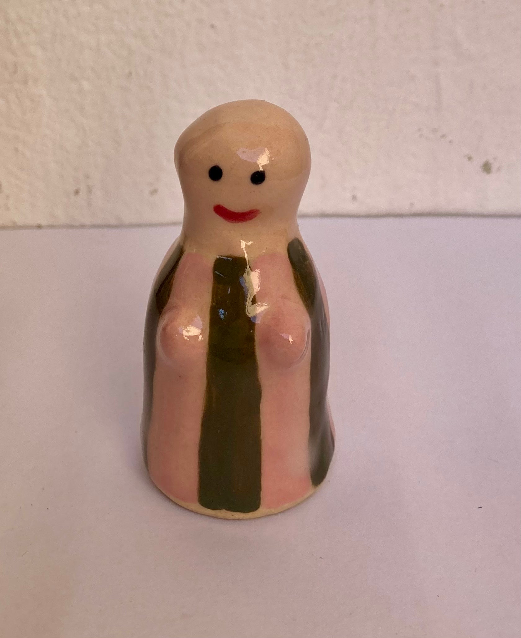 Primavera – Veilleur d'humain femme en grès